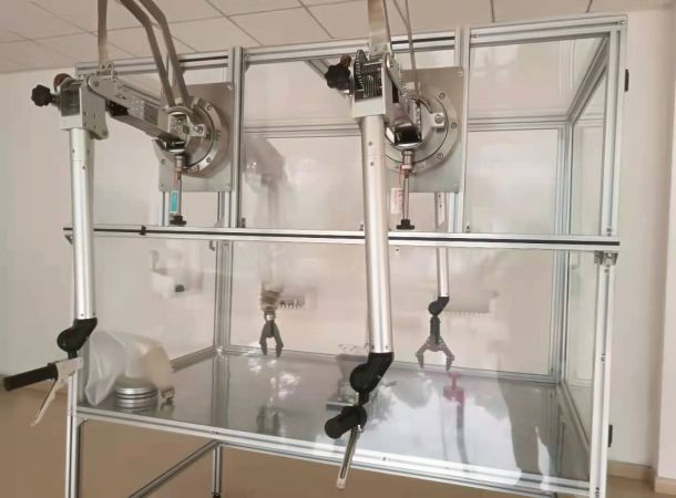 機械手