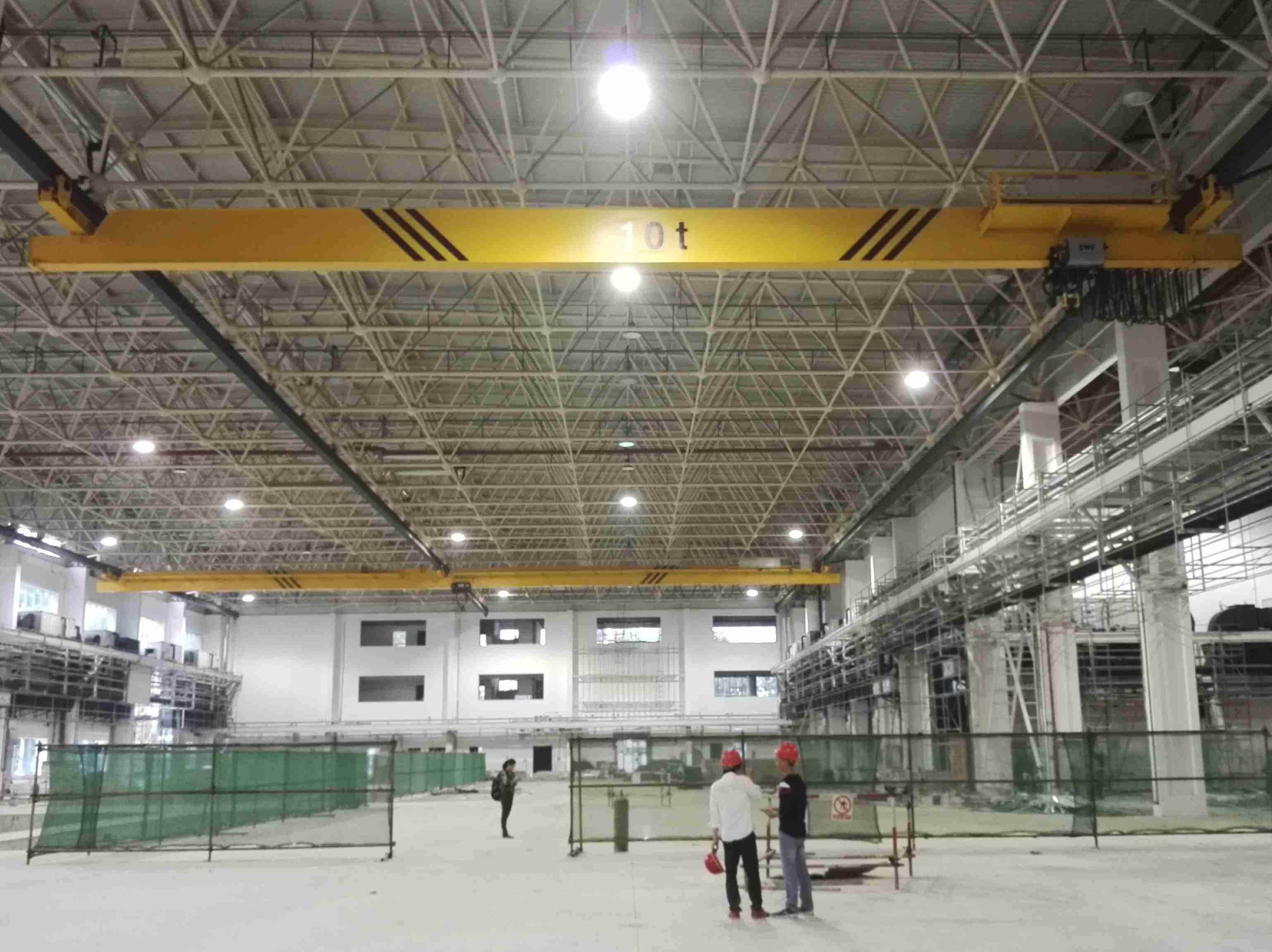 1.3、多支點單梁起重機.jpg
