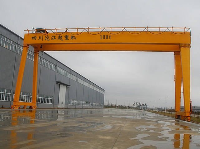 1、雙梁門(mén)式起重機(jī).jpg