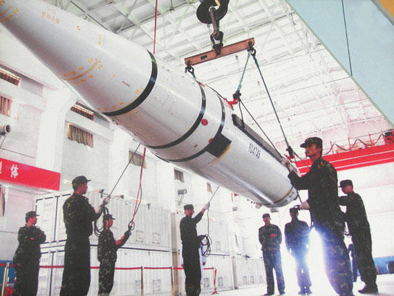 11、二炮XX基地：防爆起重機(jī).jpg